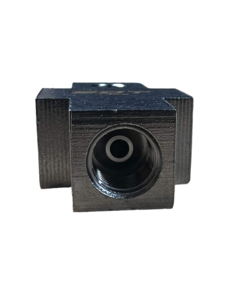 Racor Repartidor T De 3 Vías Hembra 10X100 (Convexo)