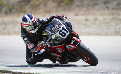 Latiguillos metálicos para motos: ¿qué son, qué tipos hay y cuánto cuesta comprarlos en España?
